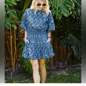 Buru Blue Floral Puff Sleeve Top and Matching Mini Skirt Set cotton size M